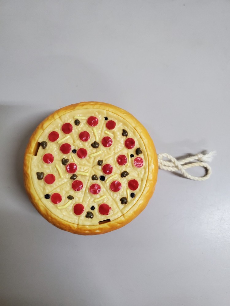 Vintage Pizza  Yo-Yo 90's