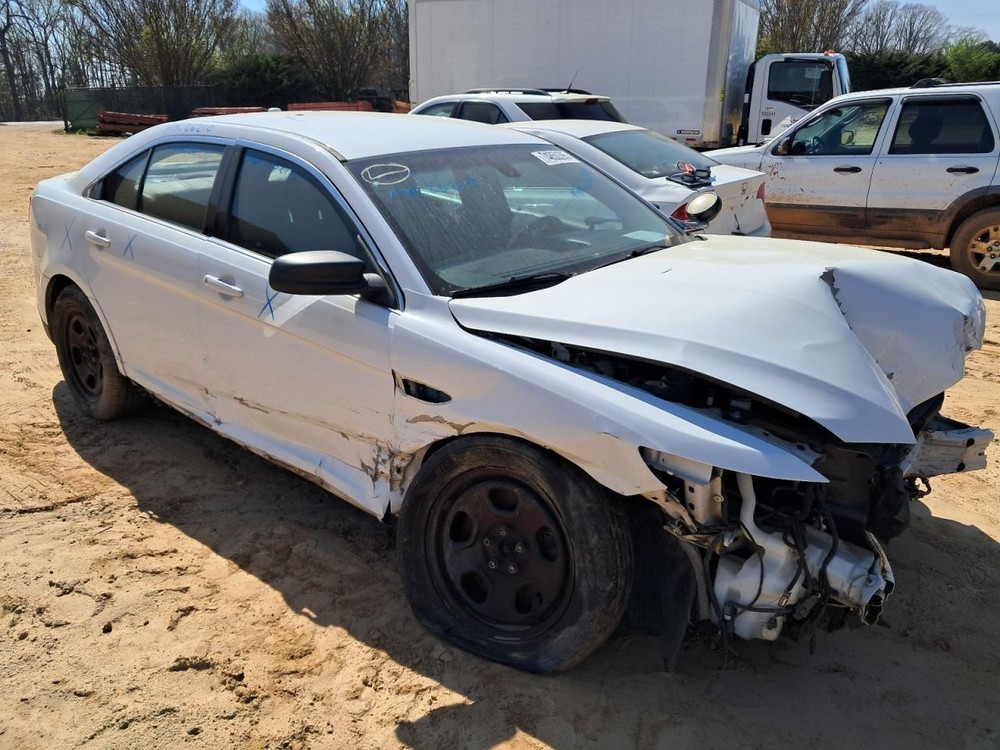 TAURUS    2013 Glove Box 5024997