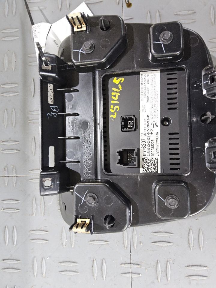 2019-2024 Chevy Malibu Front Dash Mounted Display