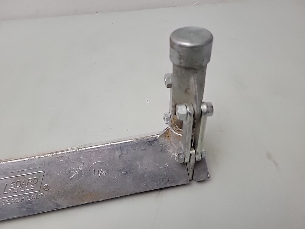 1-1/4 inch WALBOARD TOOLS Corner Bead Tool for Applying Cornerbead