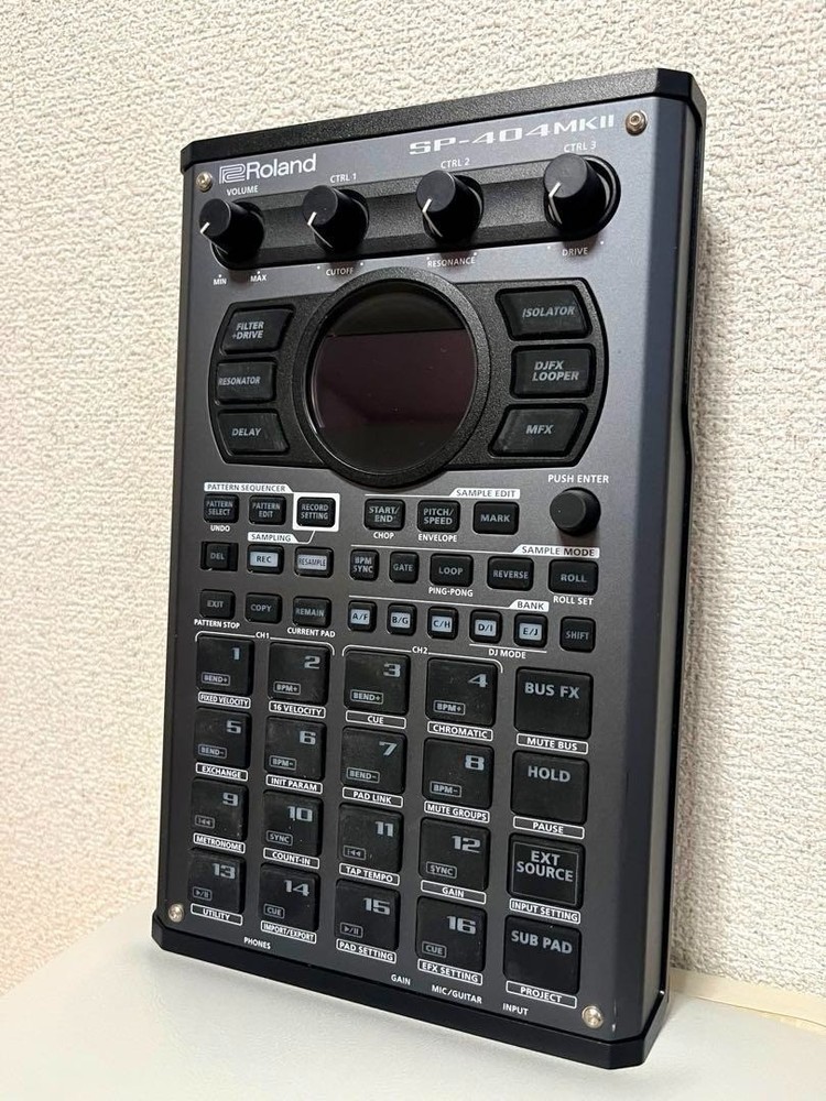 Roland SP-404 Mk II Sampler Machine Electronics Music Sound Compact Effector