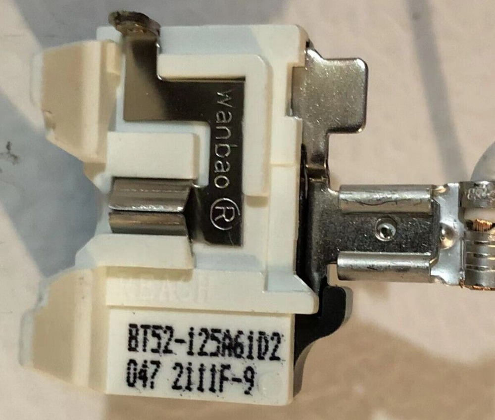 Insignia NS-IMP26SL0 Portable Icemaker Overload Protector