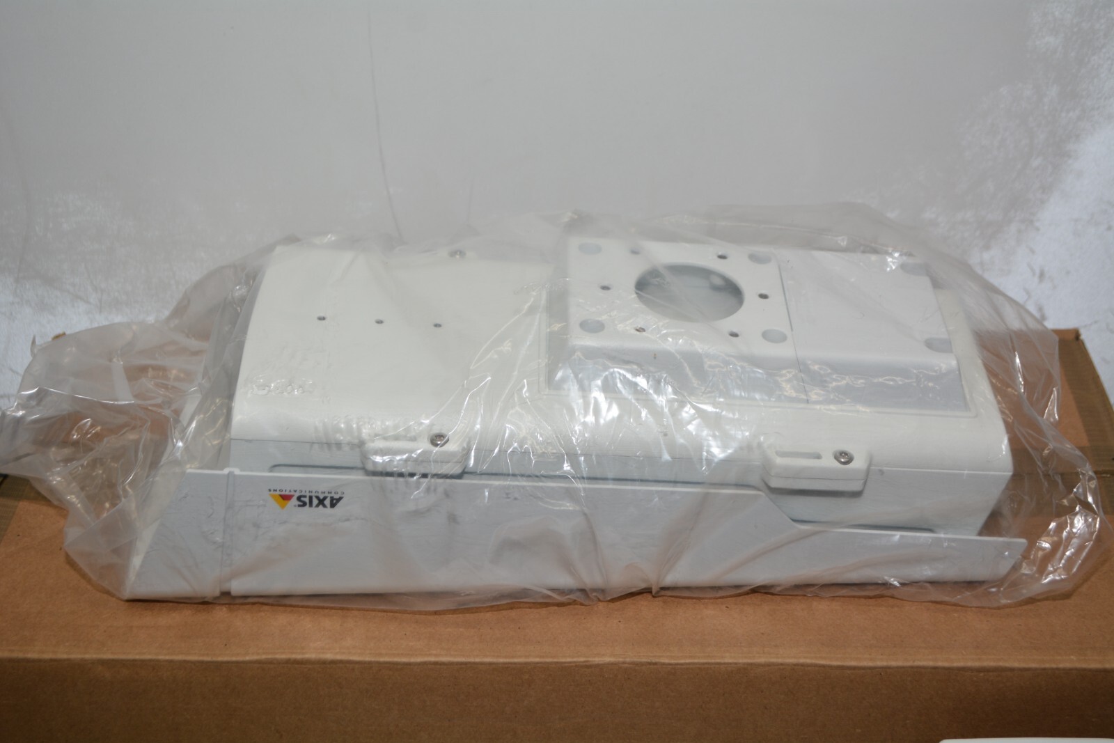 ^ Axis Communications Q1615-E Mk II 1080 Day Night Indoor/Outdoor Network Camera