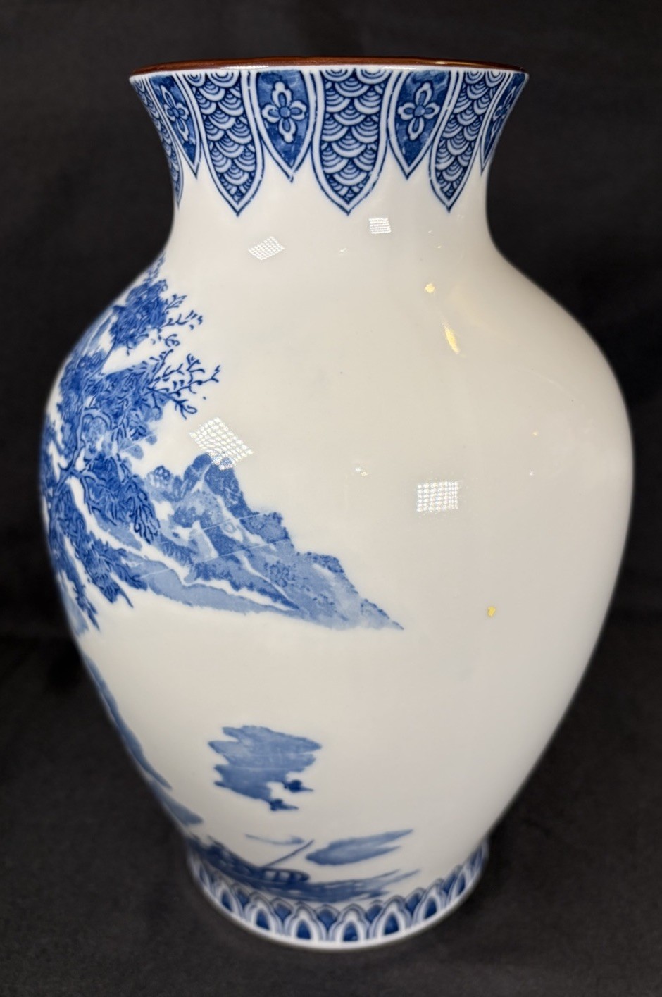 VTG Oriental Blue & White Chinoiserie Vase 9.5" Asian Mountain Pines Scene