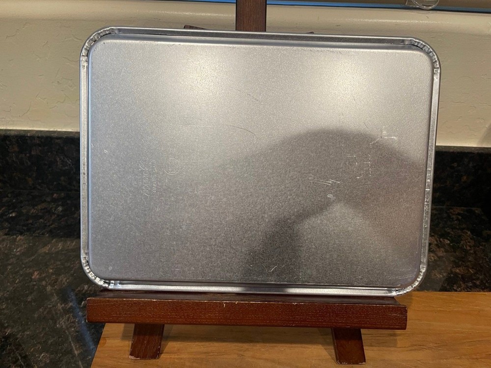 Nordic Ware Quarter Sheet Baking Pan