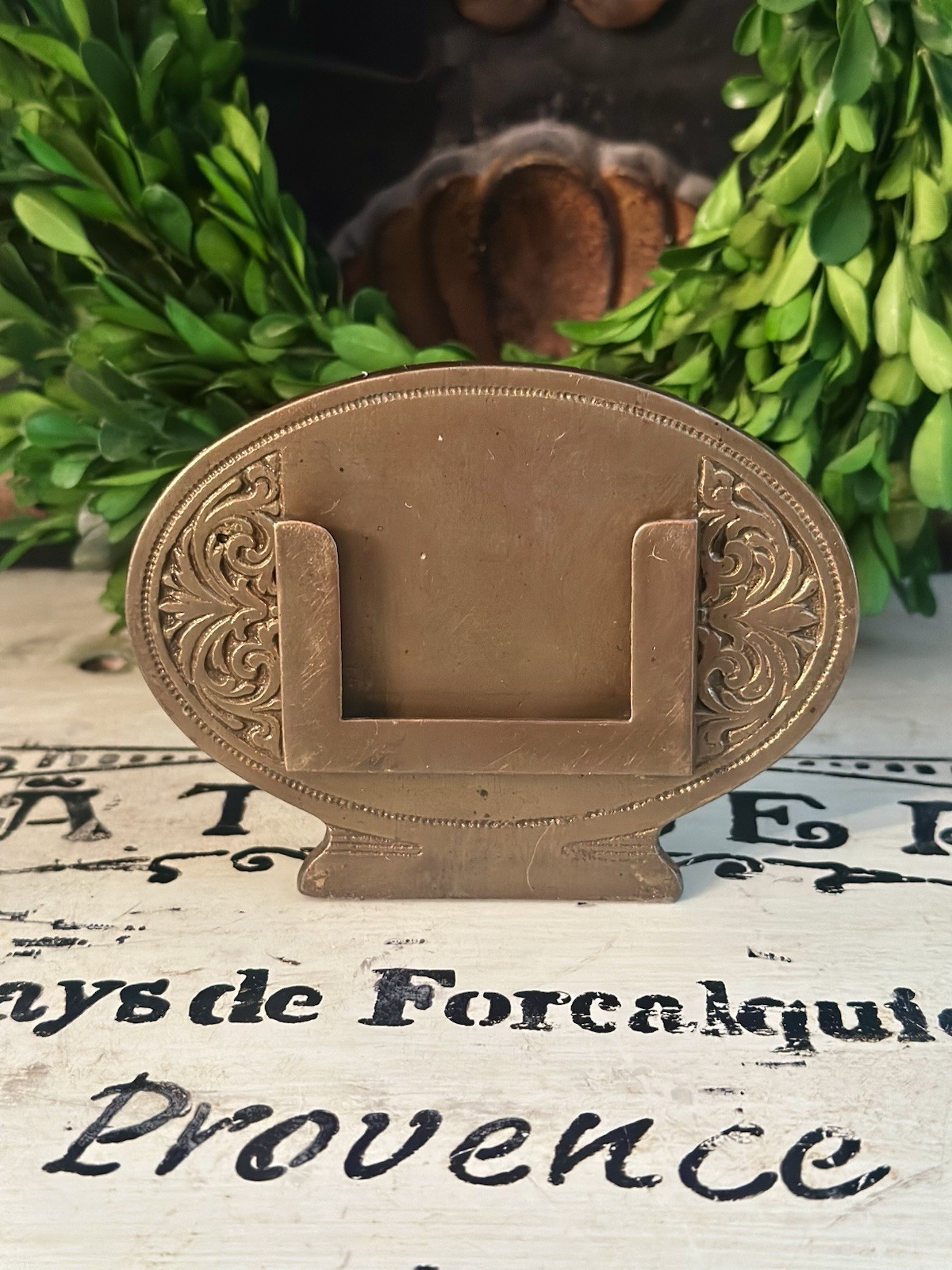 VTG Brass Plated Oval Shape Ornate Engraved Business Card Holder/Desk Accessory