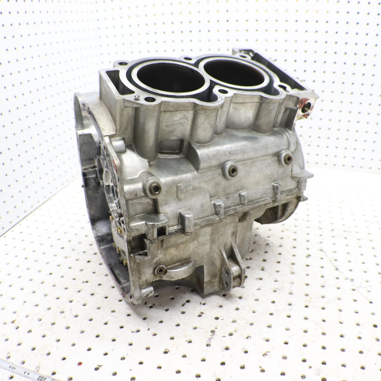 POLARIS SPORTSMAN XP 850 CRANKCASE ENGINE CASE 2204054; 2204957; 5632167 CORE