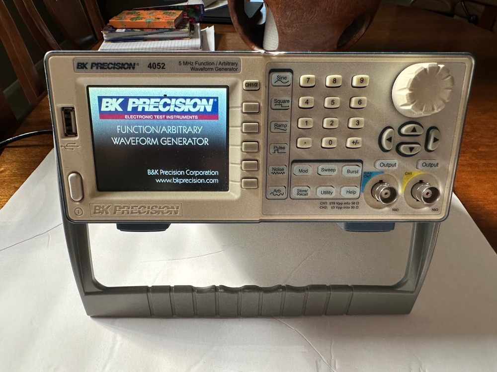 BK PRECISION 4052 5MHz FUNCTION / ARBITRARY WAVEFORM GENERATOR T8-E8