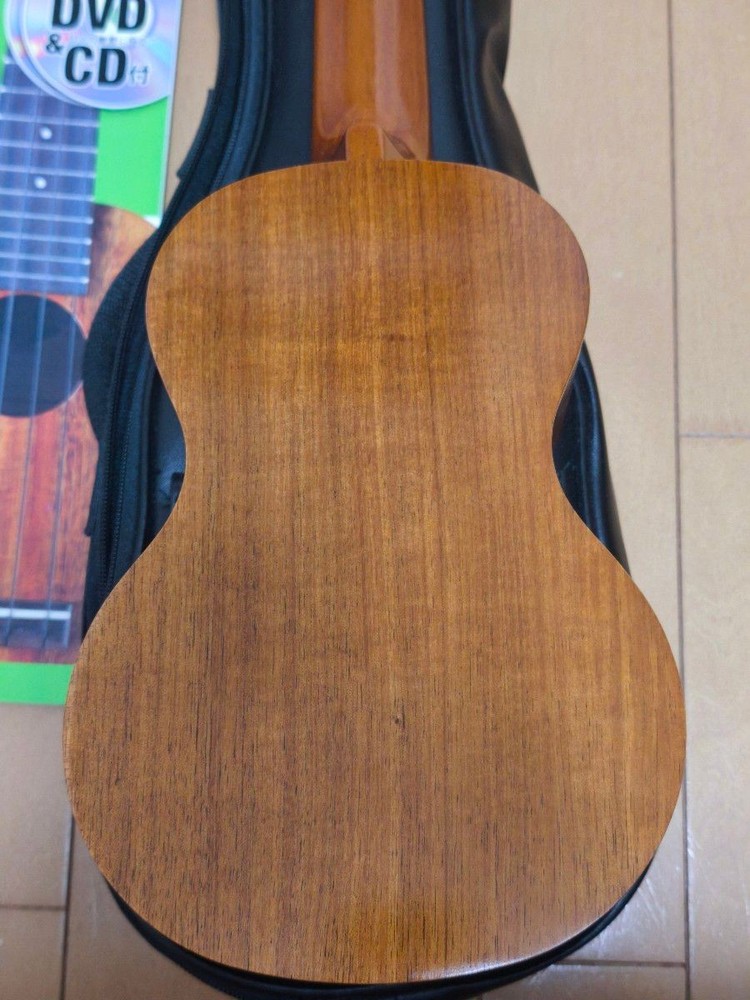 Famous Ukulele FS-5G 60th Anniversary Model