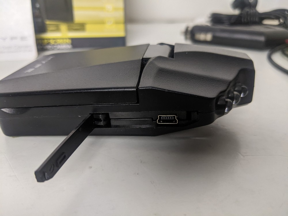 HYPE LCD flip screen dashboard camera 720 p. LCD Screen 2.4"