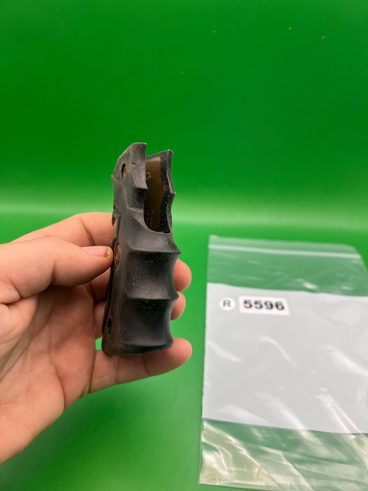 Smart Parts Grips