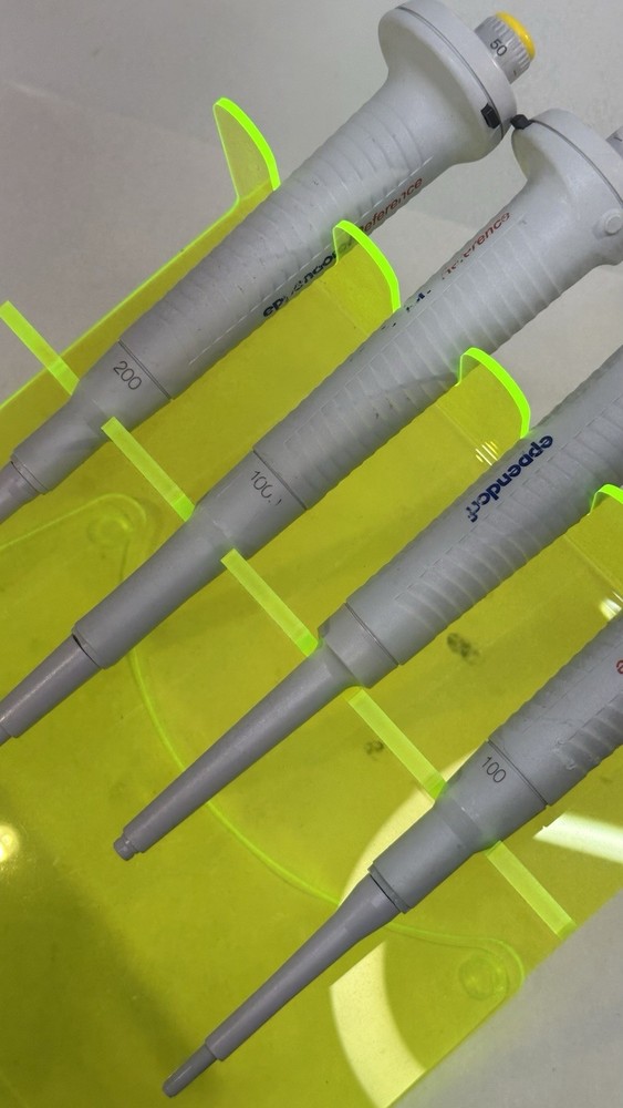 Eppendorf Reference Pipette Single Channel (mix)