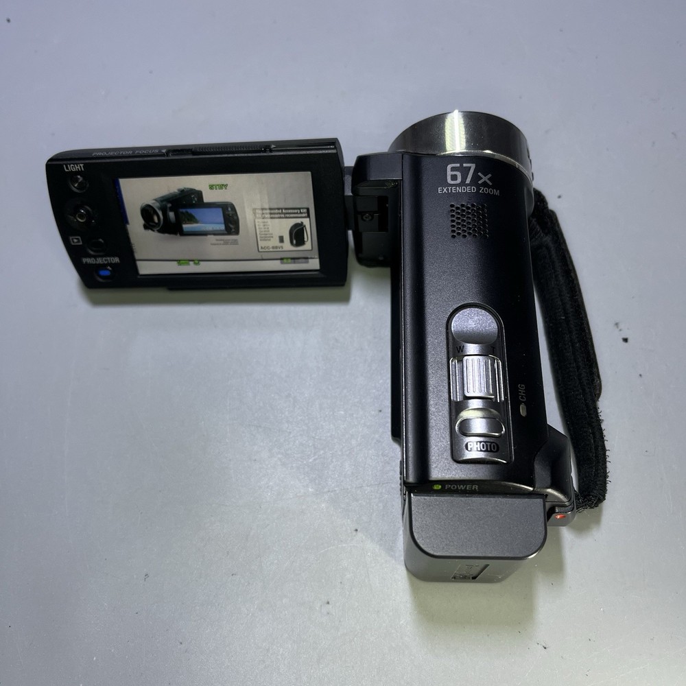 Sony Handycam DCR-PJ5E Digital Video Camera Projector - Box