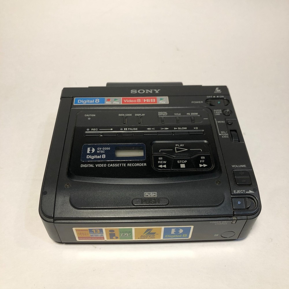 SONY GV-D200 Digital8 Video8 Digital 8 Player Recorder (Caution Light Flashes)