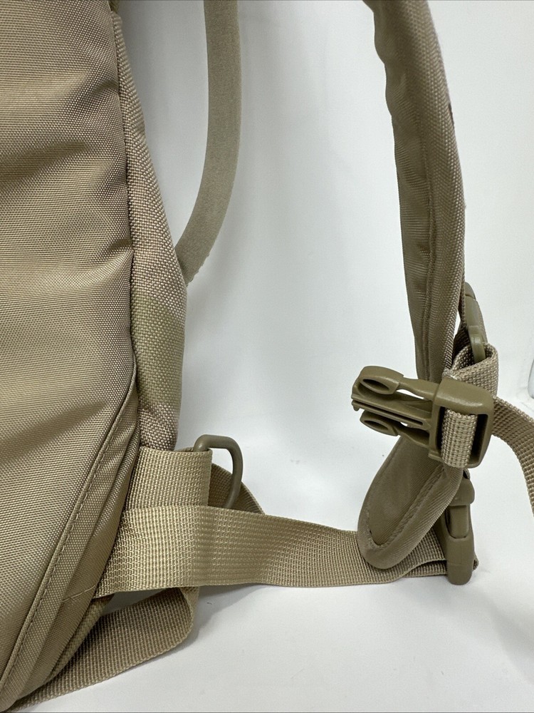 Camelbak Ambush Desert DCU With Bladder New