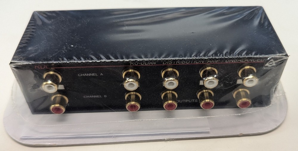 RDL RU-UDA4 2x4 Unbalanced Distribution Amplifier (RCA In/Out)
