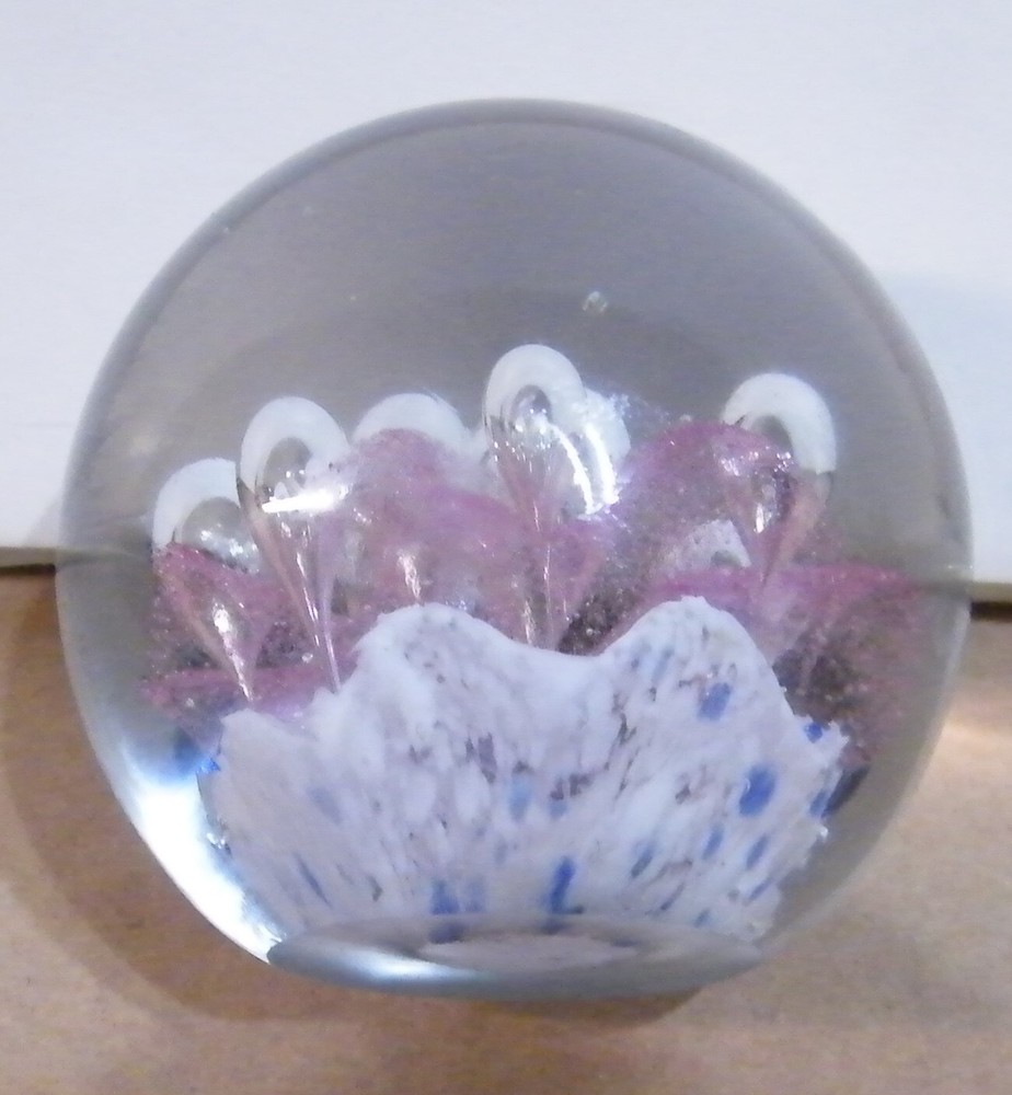 Paperweight Orb Flower Controlled Bubbles 3"