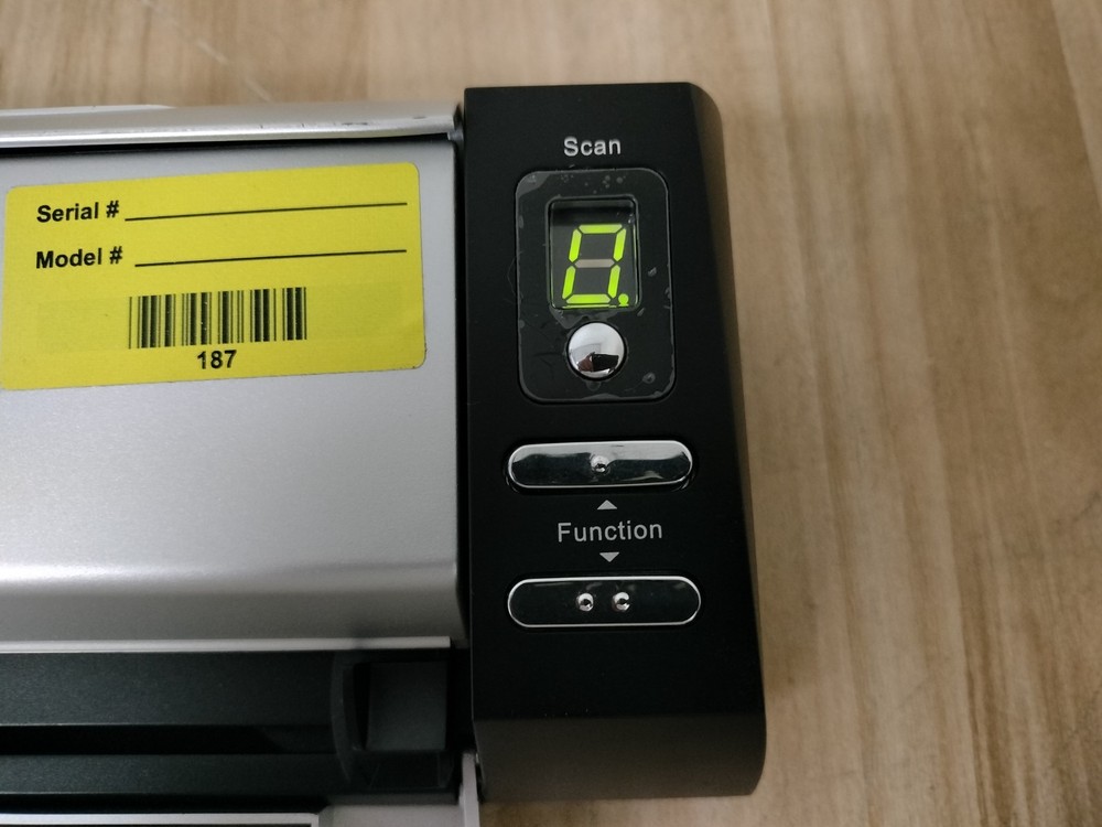 Plustek MobileOffice D428 600dpi Duplex Handheld Sheetfed Scanner