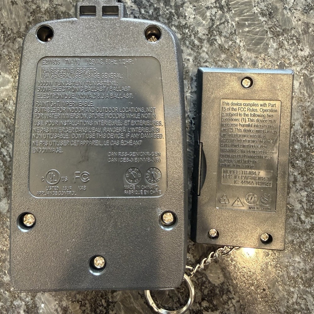 DEWENWILS Waterproof Light Sensor Timer-2 Outlets-Plug In Timer With Remote