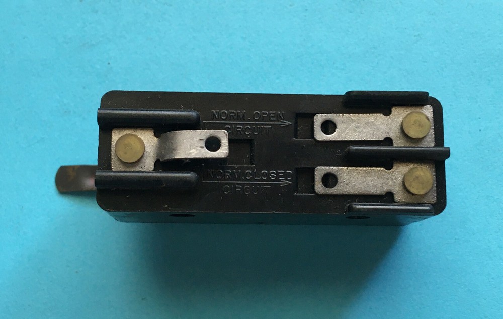 *NOS *BZ-RL8-MICRO SWITCH -FREE SHIPPING*