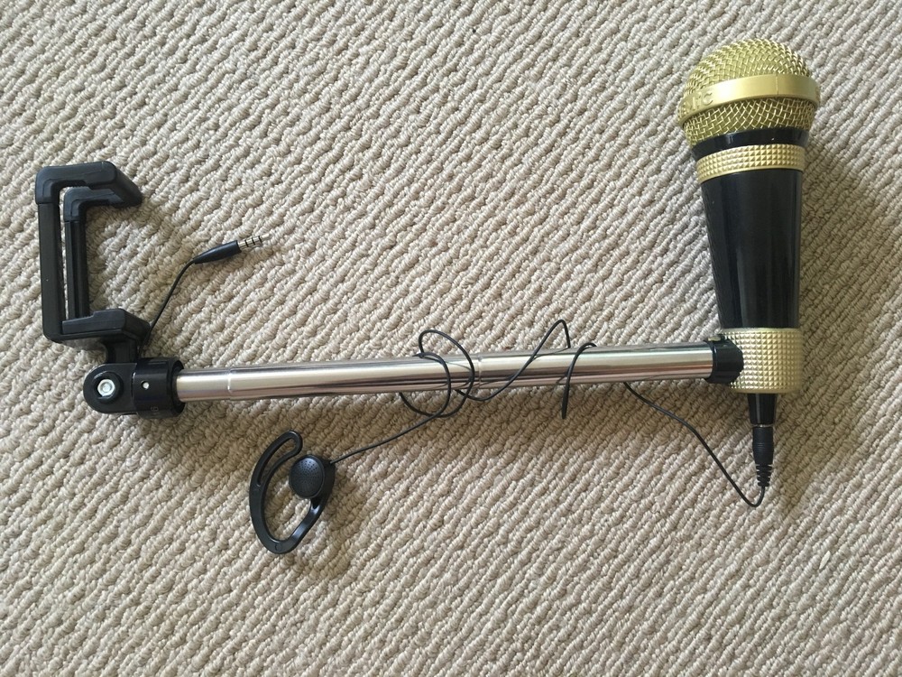 NWOT SELFIE MIC - Black