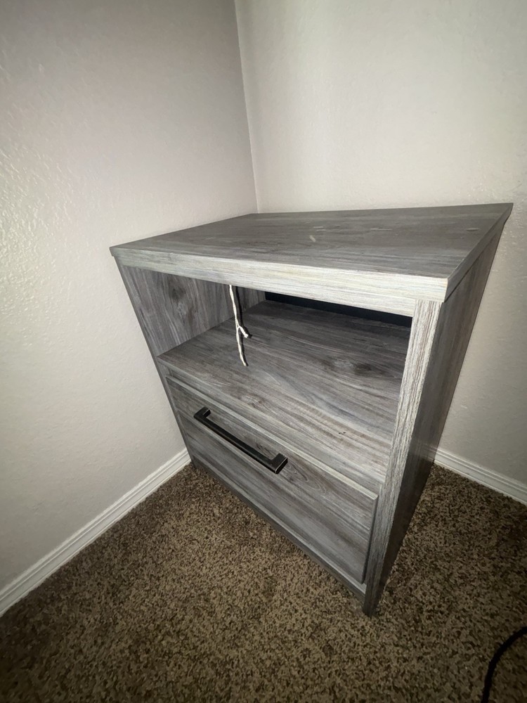 Queen Bedroom Set