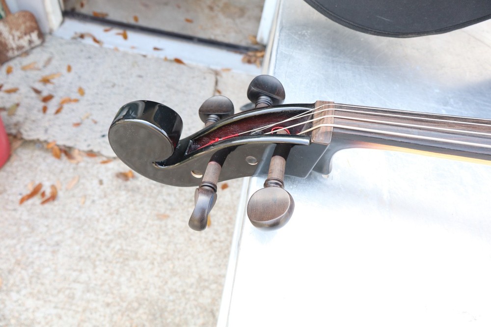 Straus Electric Cello NO Bow RM