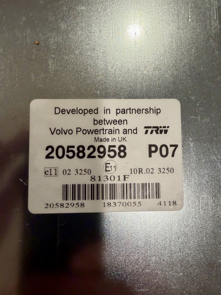VOLVO 20582958 ECM Engine Control Module ECU OEM New Never Installed