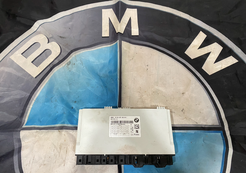 2010-2015 BMW 750LI - Front SEAT Control Module 9257102