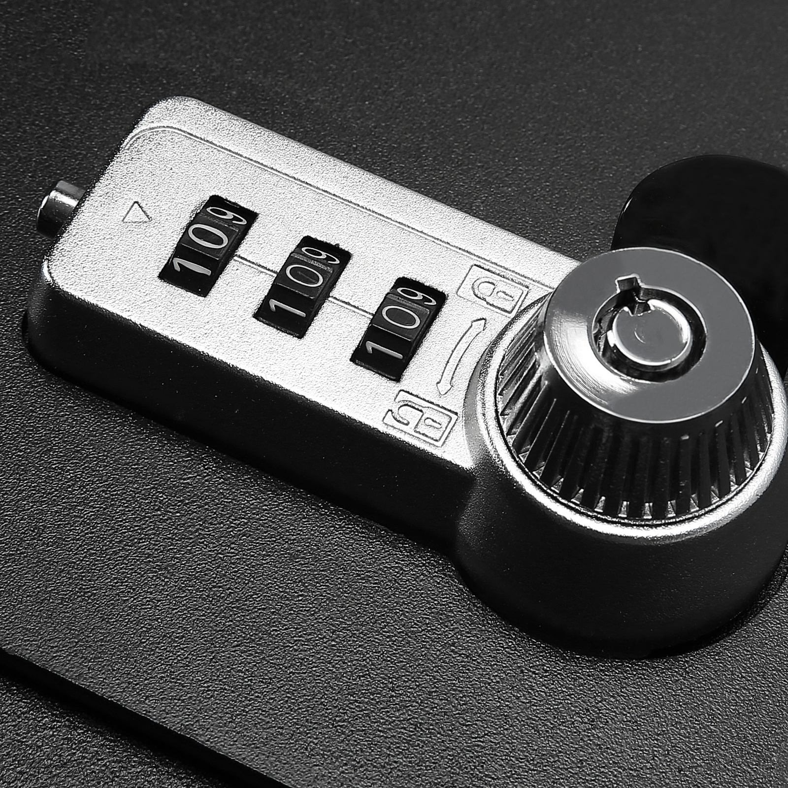 Center Console Safe Box Locking Safe For Toyota Tundra 2007-2013 Sequoia 08-13