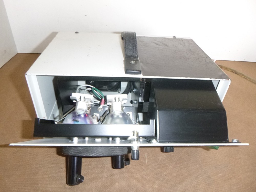 CIRCON ACMI ALU-2B Halogen Light Source