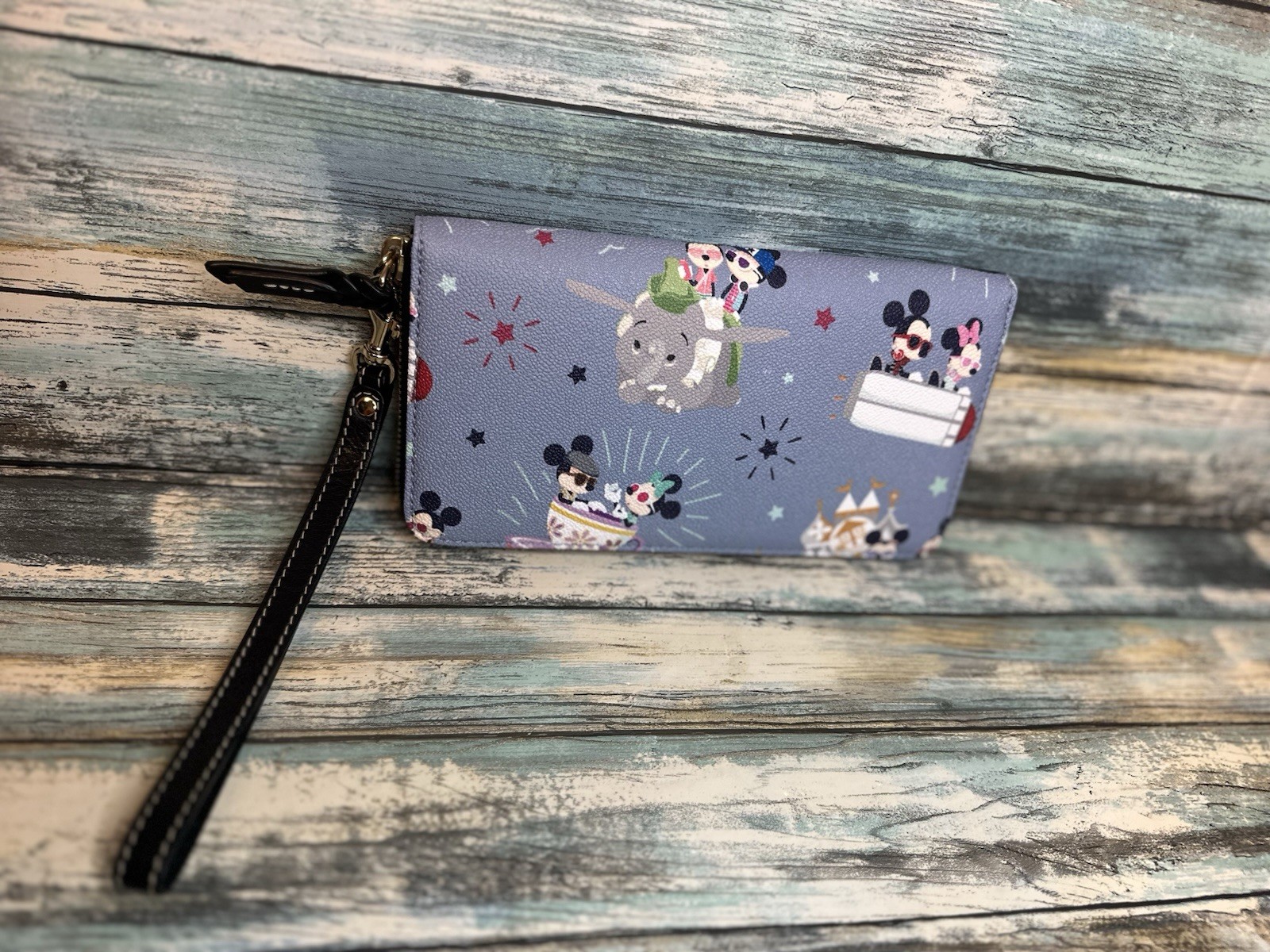 Disney Parks Dooney & Bourke Hipster Mickey & Minnie Attraction Wallet 🔥EUC