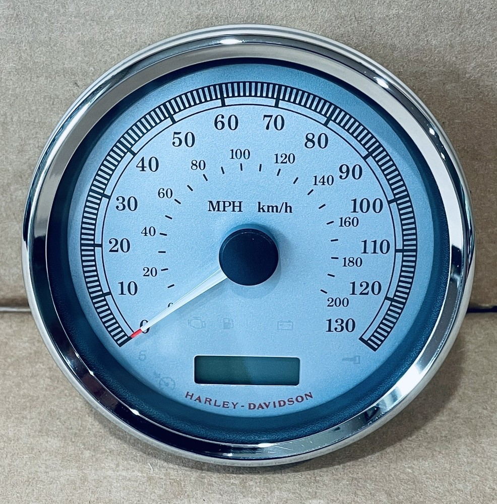 2004-2013 Harley Davidson Speedometer - L👀K - NOS