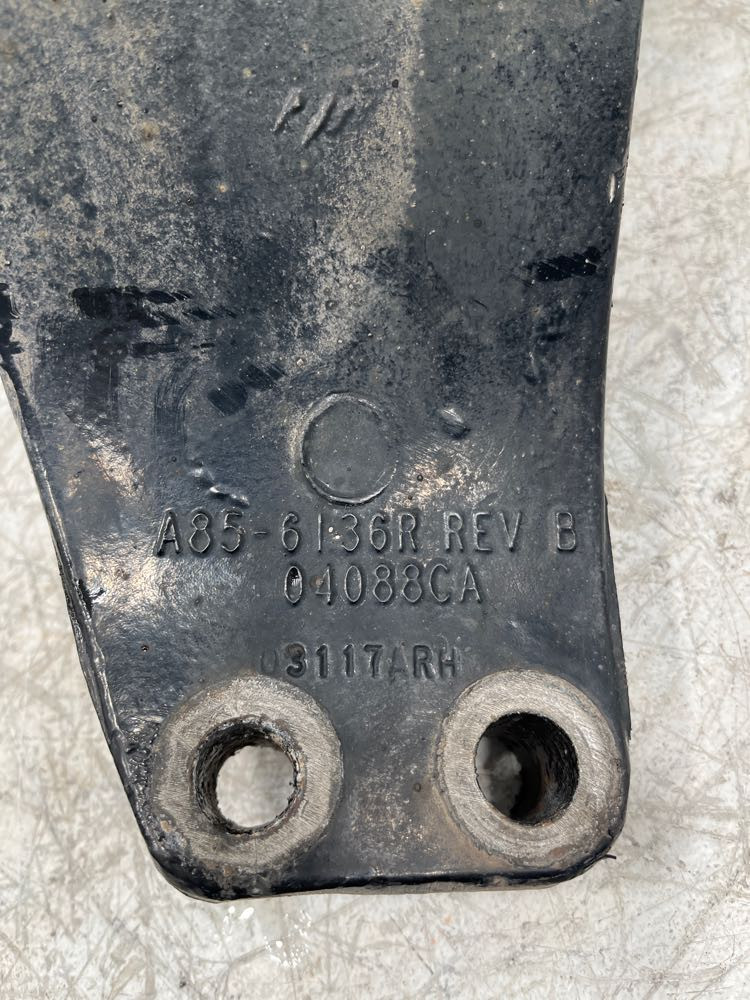 Peterbilt Cab Mount A856136R (630-10782)