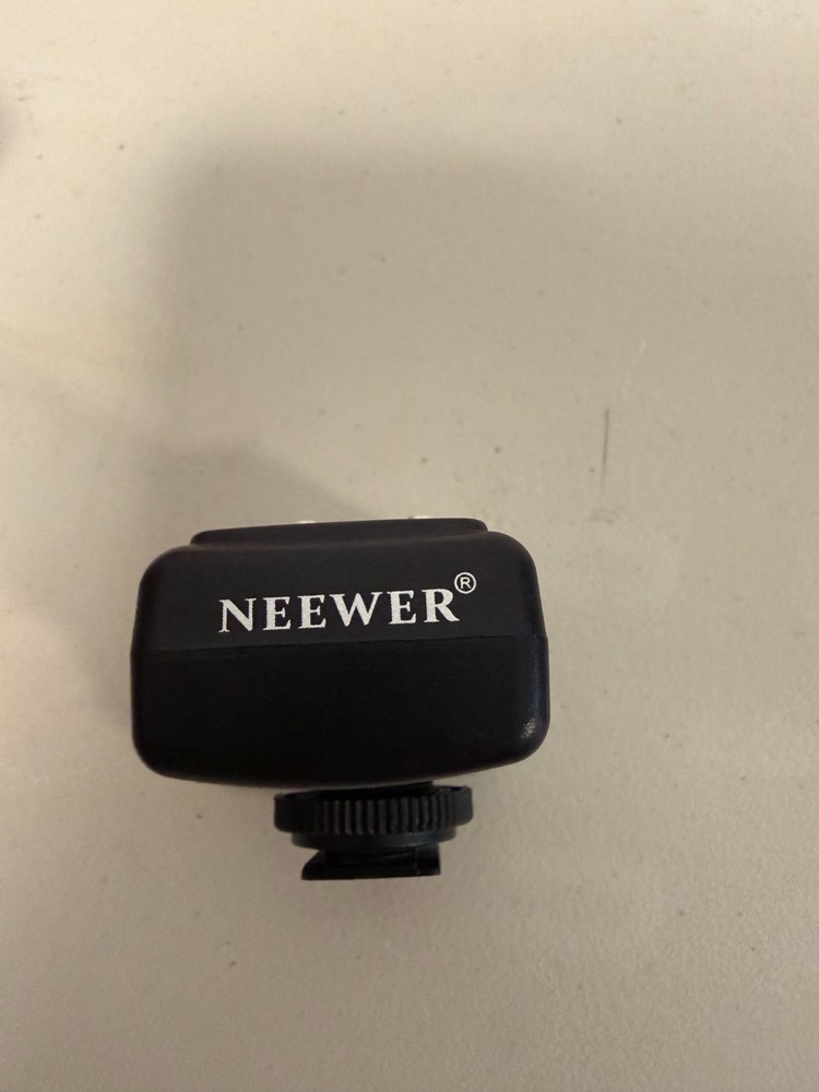 Universal Wireless Hot Shoe Flash Receiver