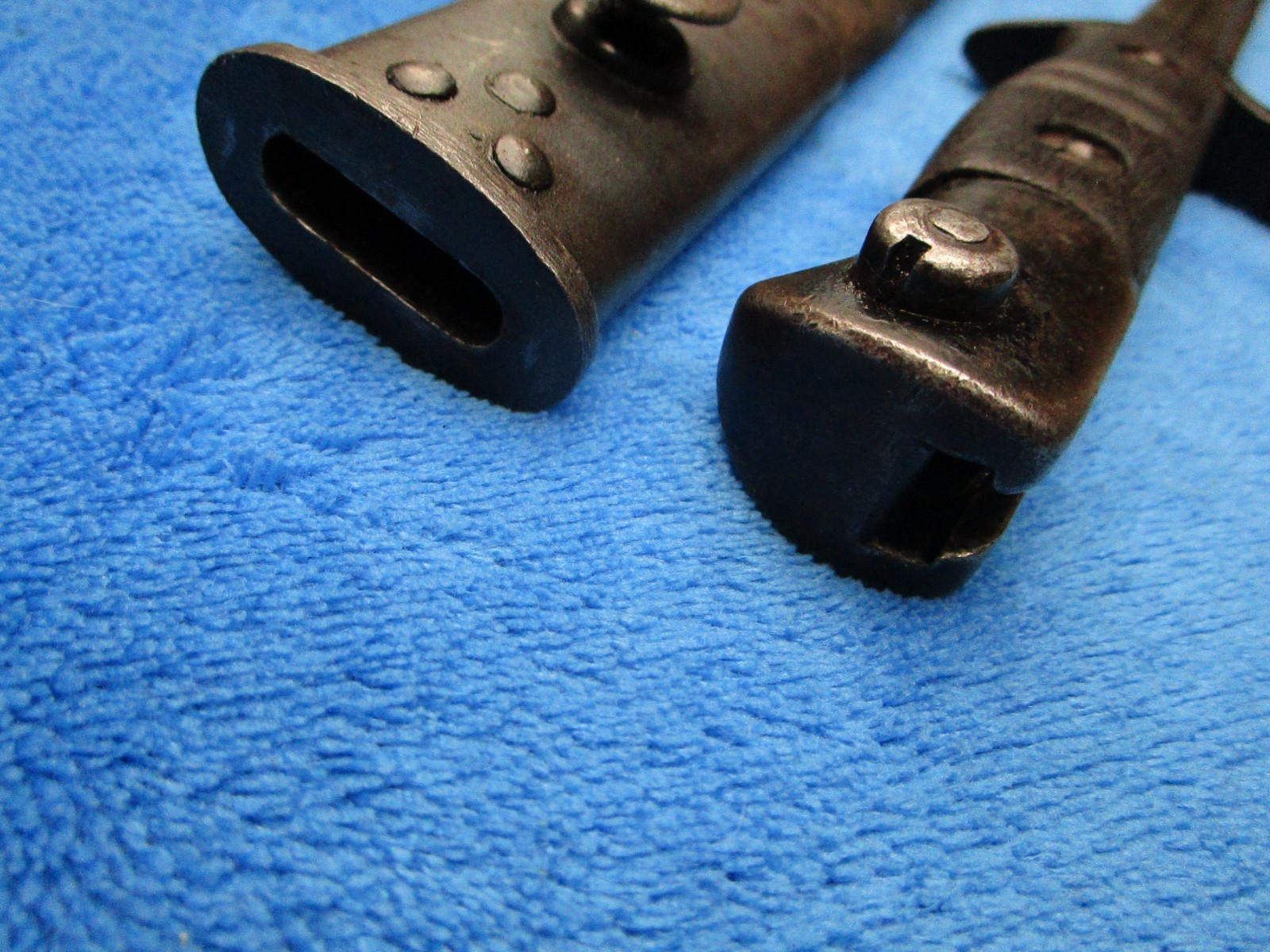 VINTAGE ORIGINAL US MADE BRITISH M1913 BAYONET AND SCABBARD MAKER REMINGTON 1917