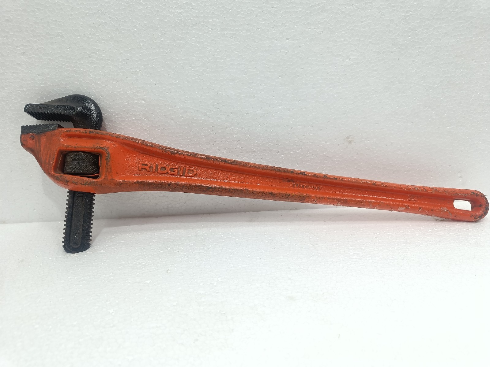 RIDGID 24 IN HEAVY DUTY OFF SET PIPE WRENCH MODEL 89445 CAST IRON USA MADE 24"