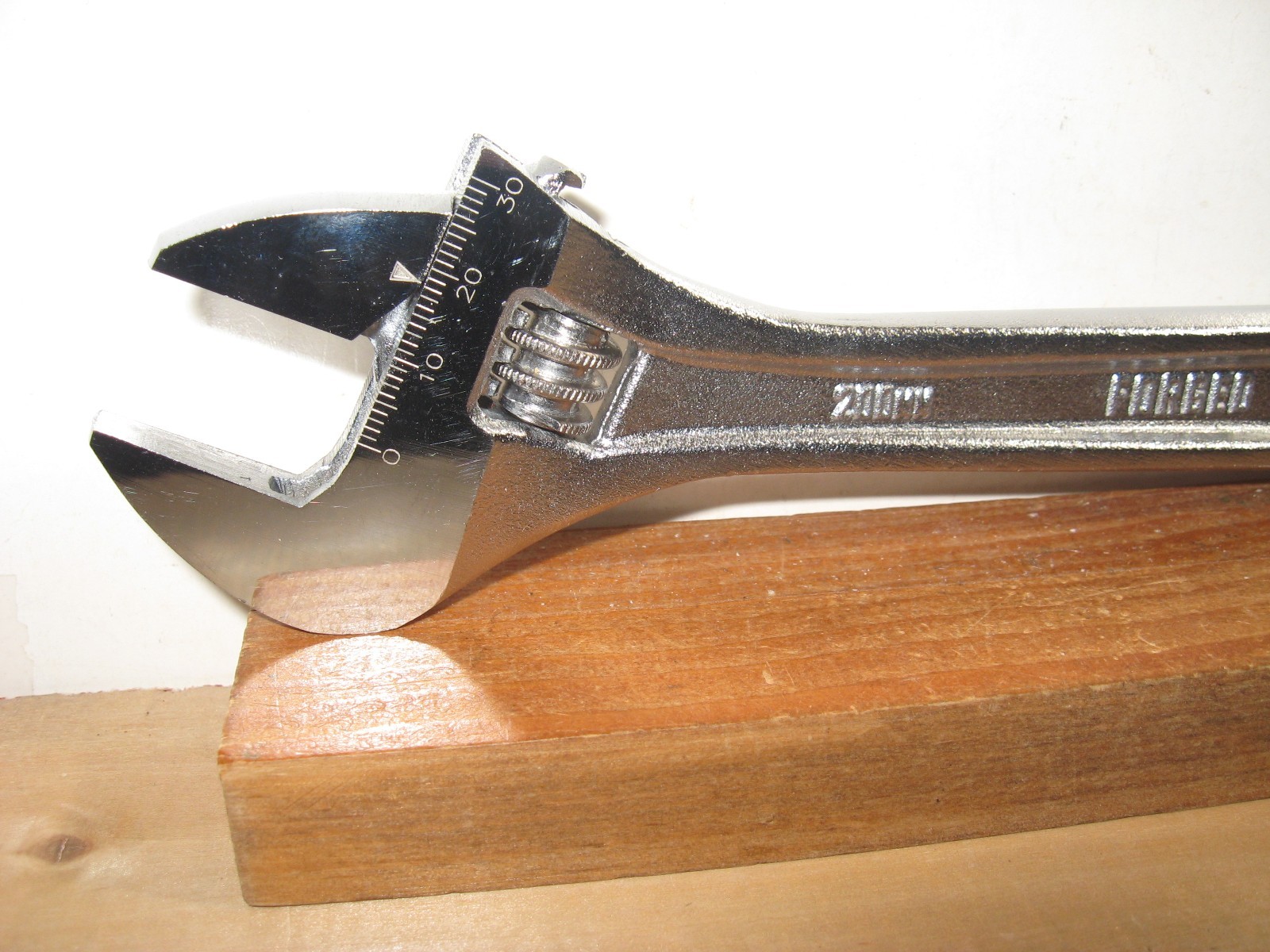 Craftsman 8 in. / 200mm Adjustable Wrench =-Excellent