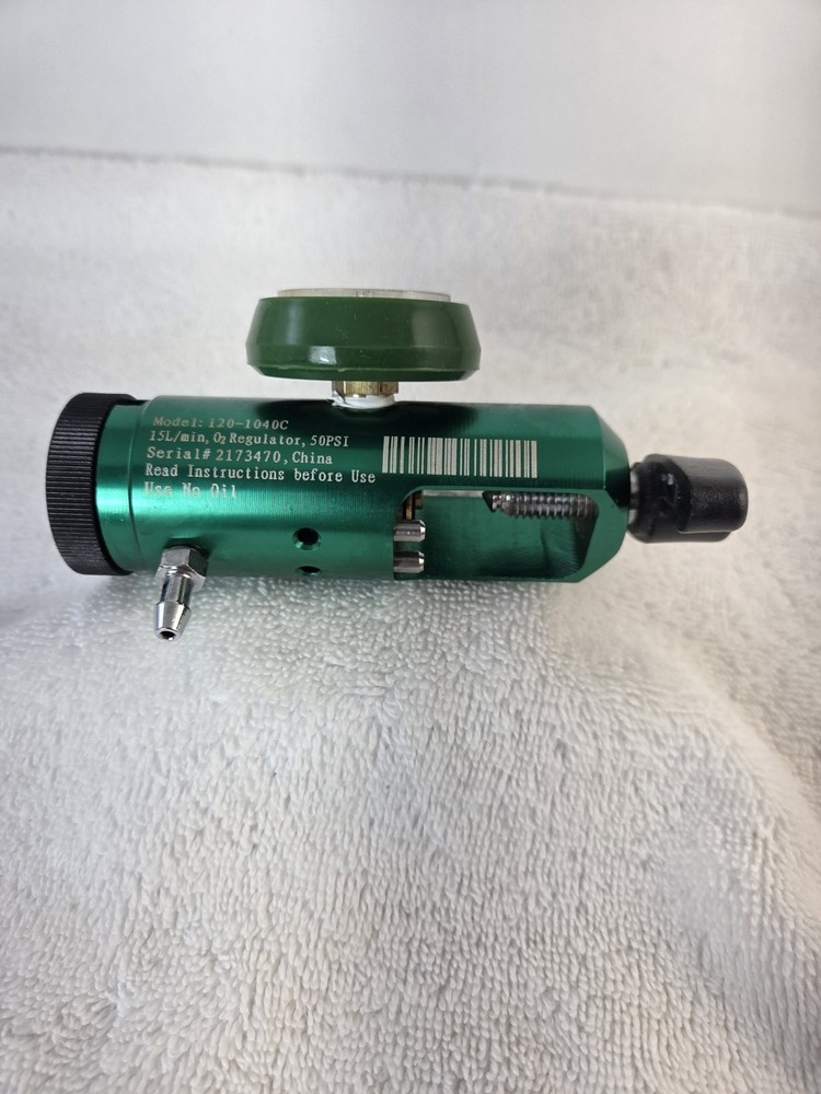 RESPONSIVE RESPIRATORY 50 PSI OXYGEN REGULATOR Model: 120-1040C