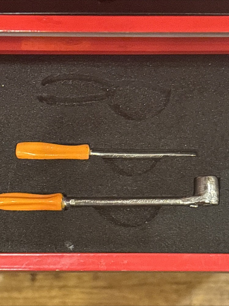 Snap-on Tools Die-cast Mini Toolbox KR7100C Comes With Original Box