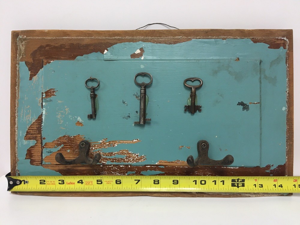 Vintage Modern Skeleton Key Wall Hanging Hook With Keys