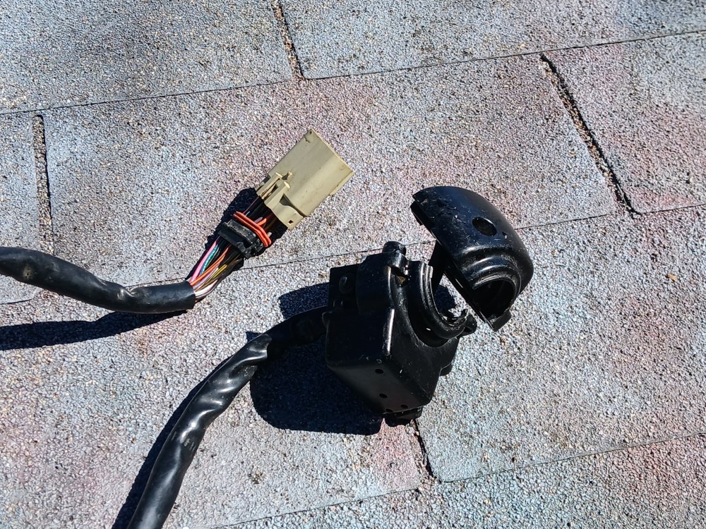 hd1 01-06 Harley Davidson Electra Glide FLH LEFT HAND CONTROL SWITCH