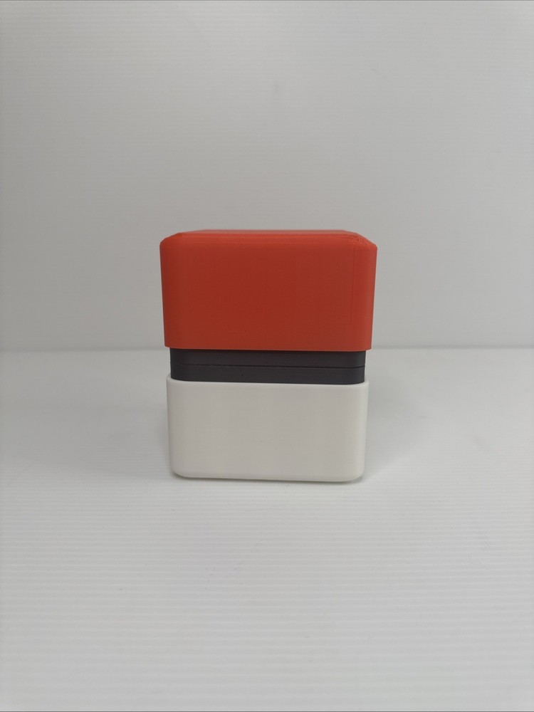 Pokémon Deck Box - Poké Ball