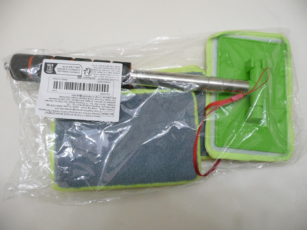 Microfiber Glass/Window Cleaning Tool/Wand/Brush 4 Pads