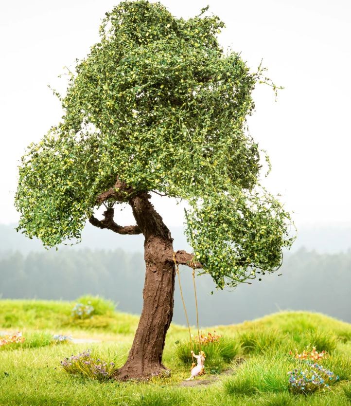 NOCH,Tree with a micro-movement swing, , NOC21768