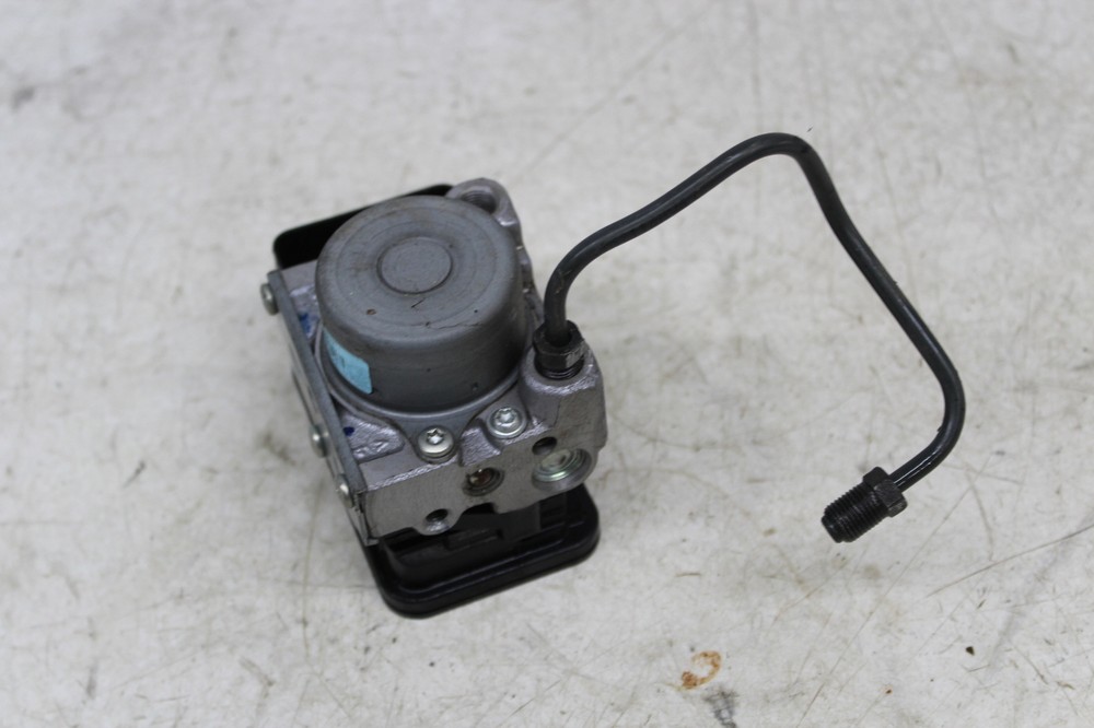 15-22 HONDA CBR300R ABS PUMP UNIT MODULE