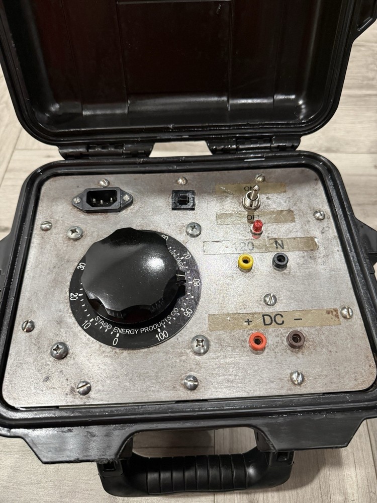 STACO ENERGY VARIABLE AUTOTRANSFORMER 100V
