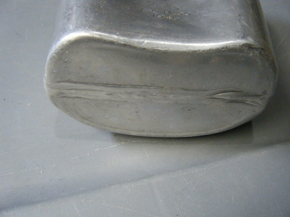 Original WWII US Canteen 1945 Dated A. G. M. Co.