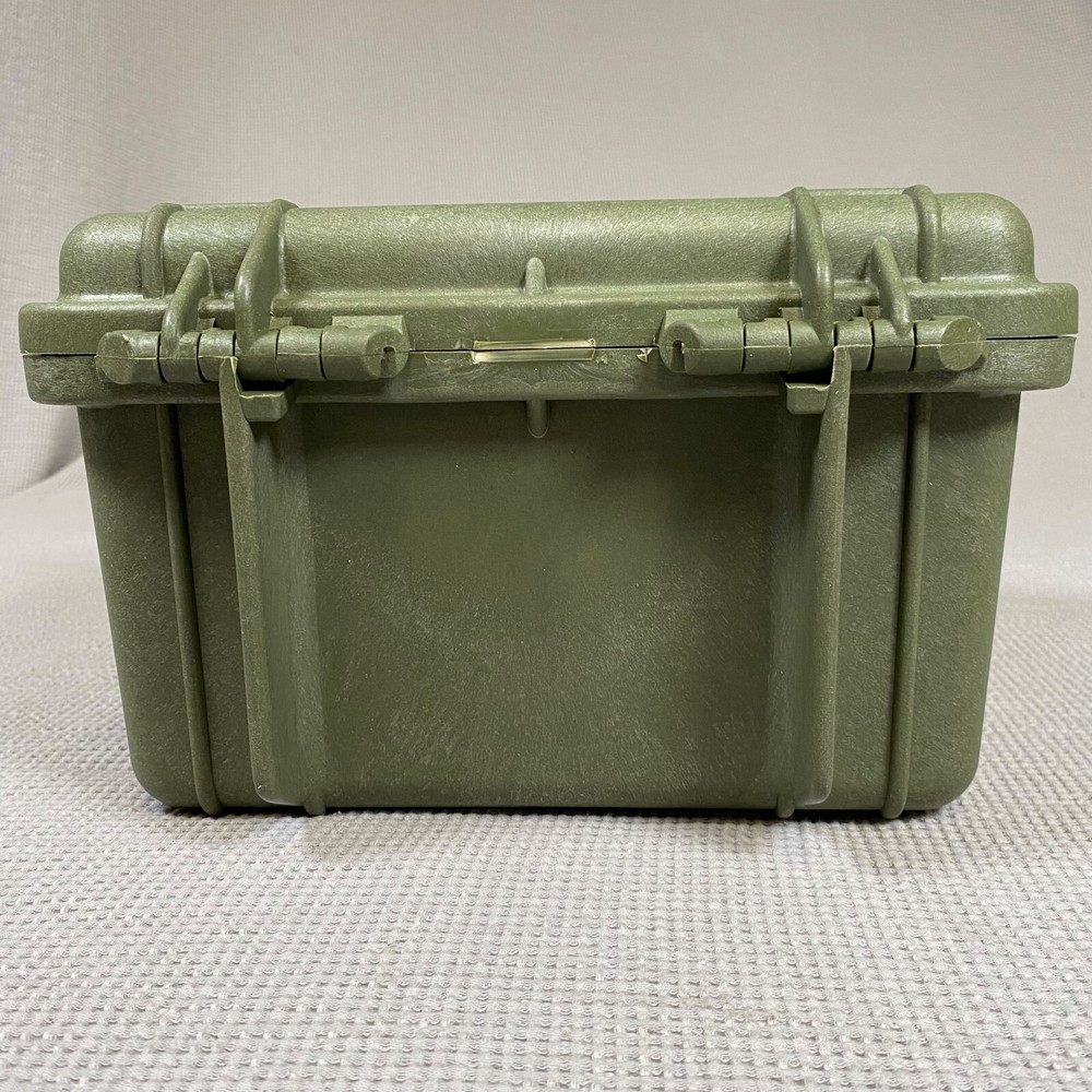 Pelican 1300 Green USGI Optical Storage Case