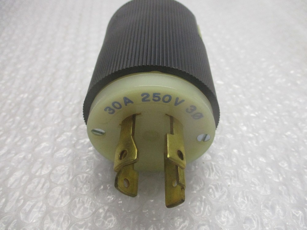 HUBBELL 2721 PLUG NSMP